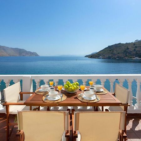 Maravelia Mare Konuk evi Simi Dış mekan fotoğraf